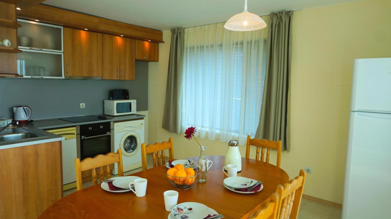 Вила Помело - Family Villa Pomelo Bŭlgarevo Exteriör bild