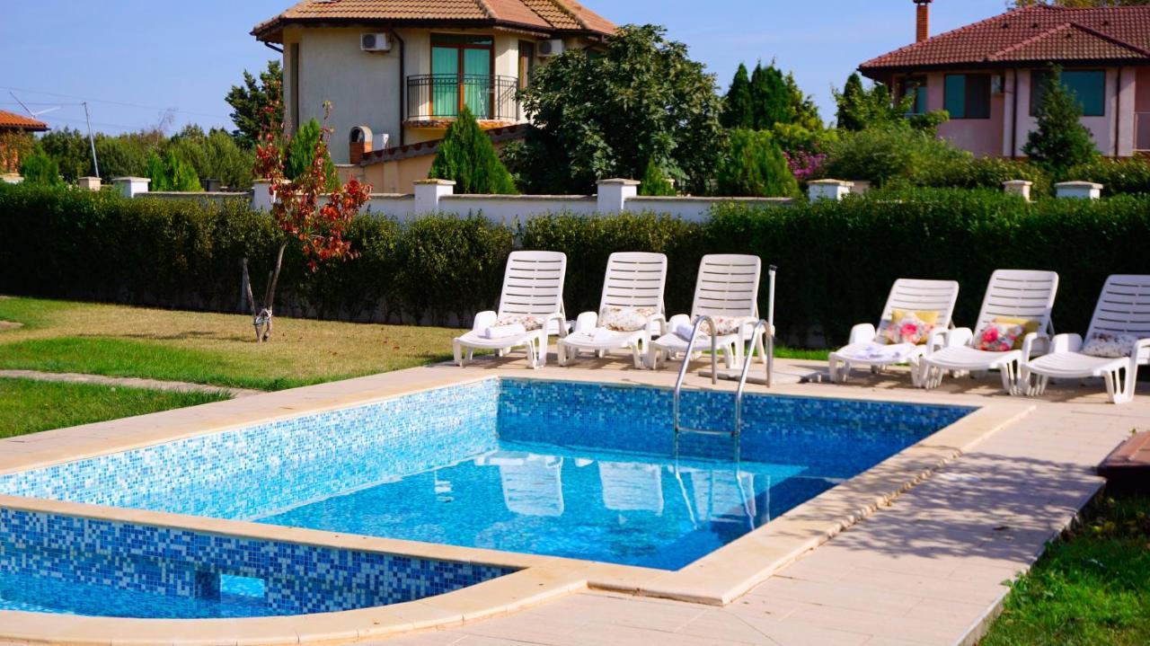 Вила Помело - Family Villa Pomelo Bŭlgarevo Exteriör bild